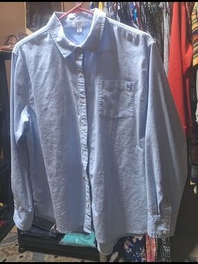 crown & ivy Light Blue Casual Button-Down Shirt